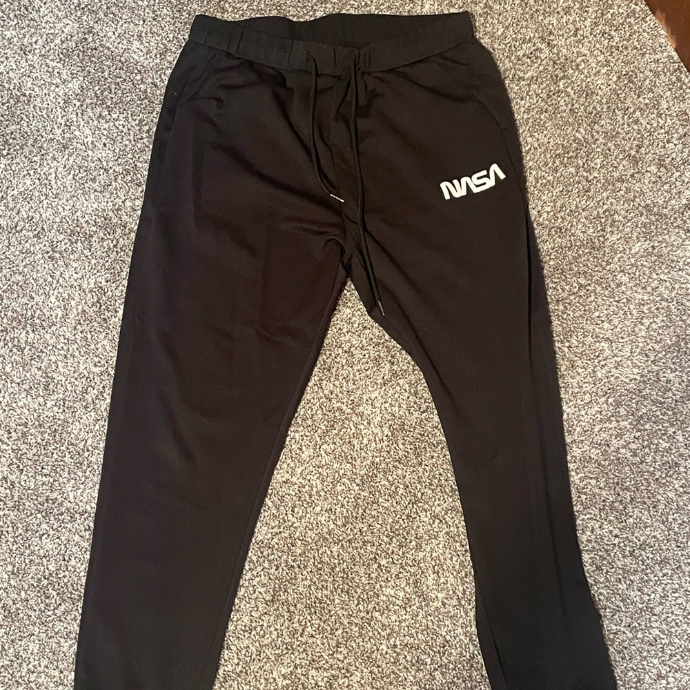 Breathable drawstring sweatpants